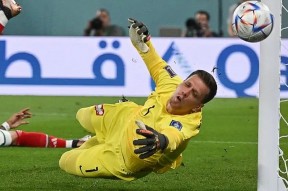 华体会登录-包含AC米兰轻取皇马，莱万扑点救主德甲的词条