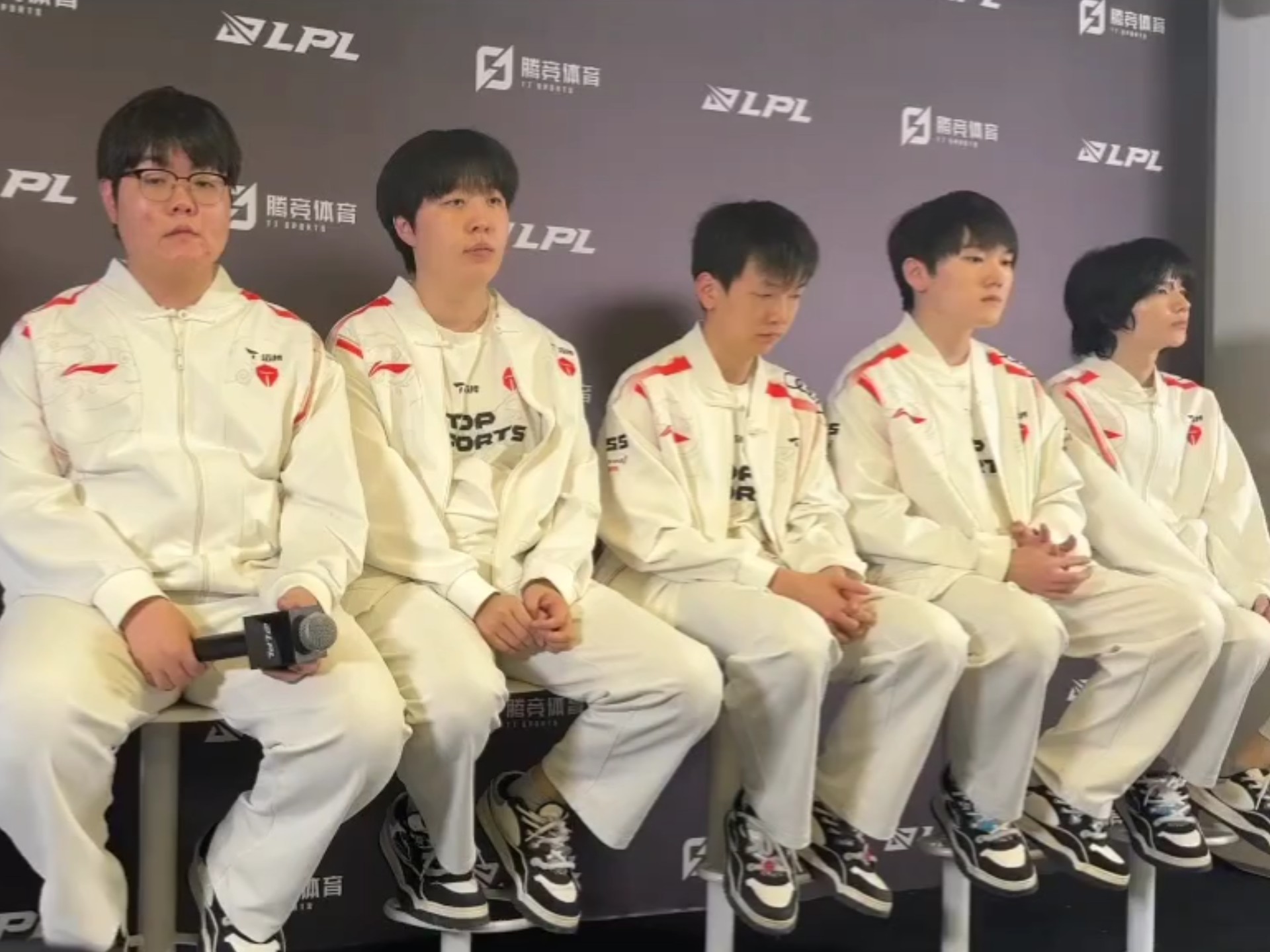 华体会官网-TES碾压EDG,Meiko成为全场焦点成都决赛之夜2:1(柏林)的简单介绍 第2张 华体会官网-TES碾压EDG,Meiko成为全场焦点成都决赛之夜2:1(柏林)的简单介绍 第2张