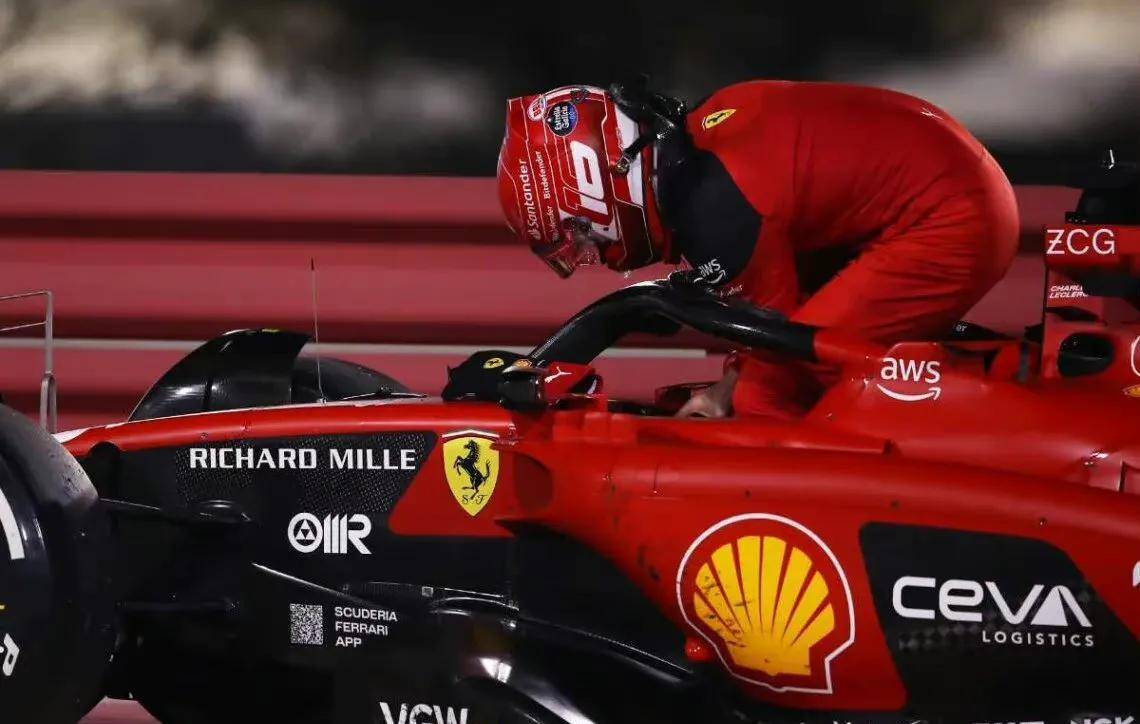 华体会下载-关于红牛车队力克法拉利，汉密尔顿关键制胜的信息  第1张